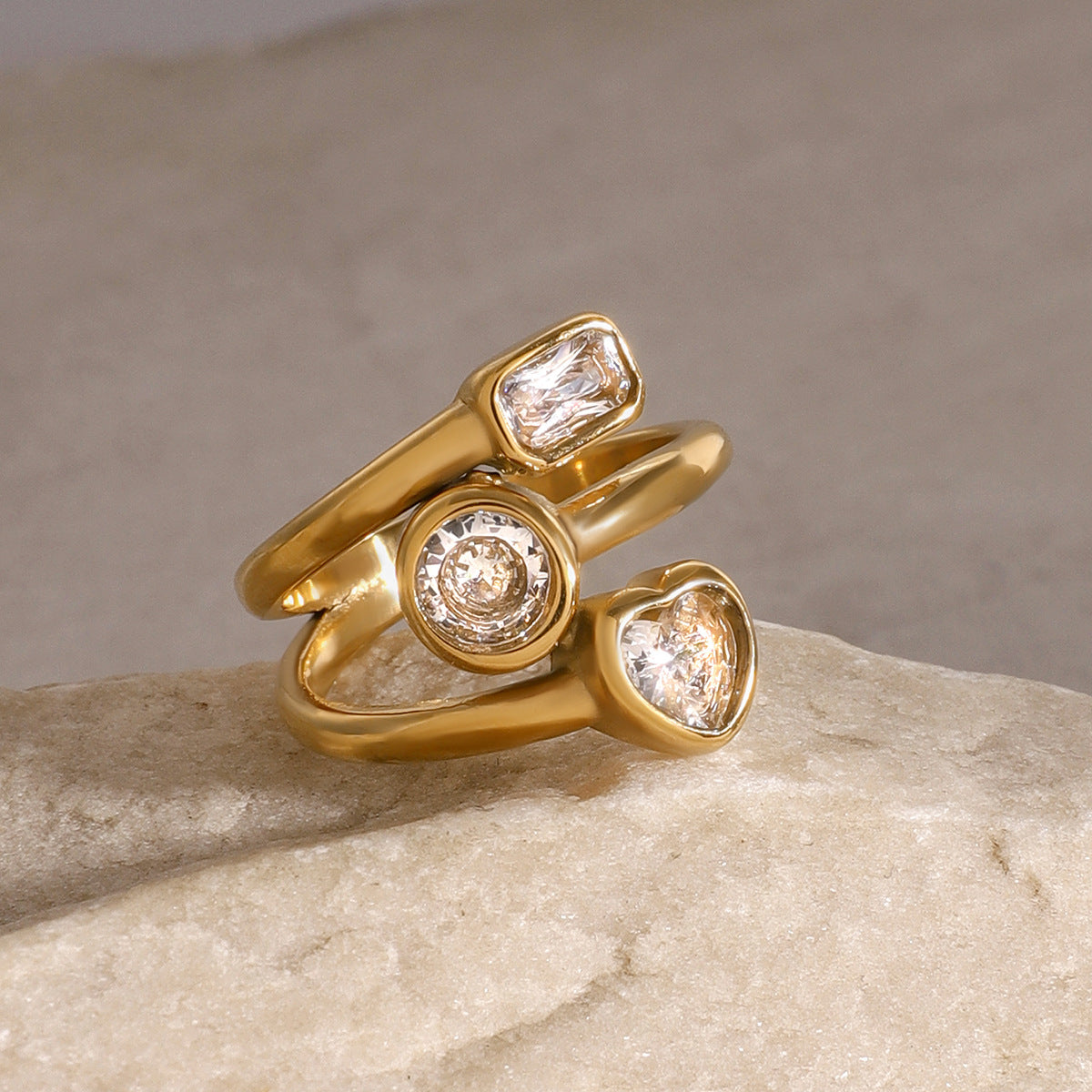 Quiet design, temperament does not fade, 18k gold stainless steel gold three-layer love round square zircon ring
