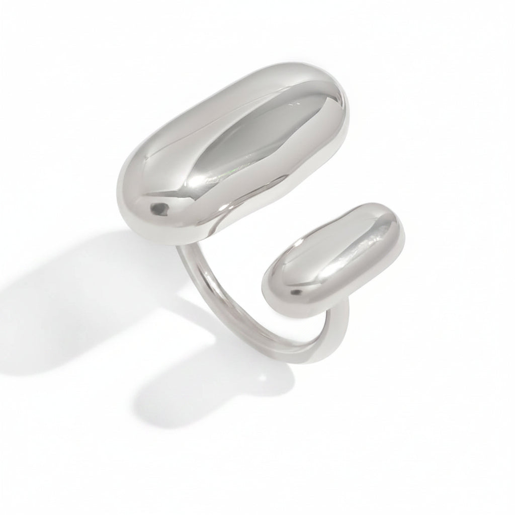 Glossy Oval Ring