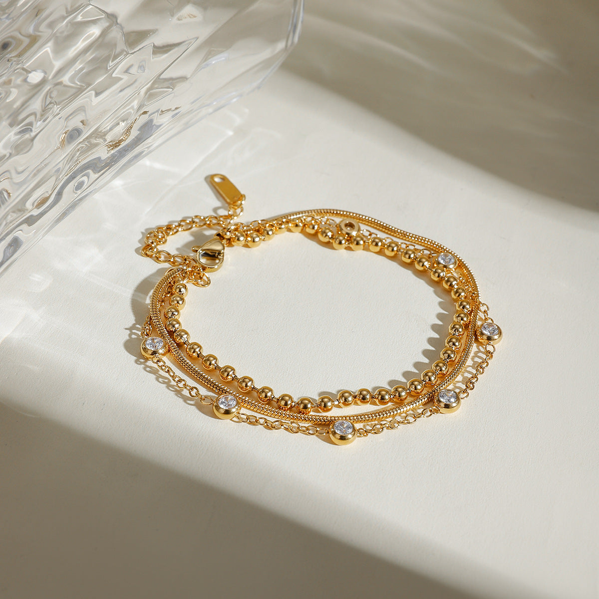 Retro Hong Kong style exquisite bracelet girls niche titanium steel 18k gold stainless steel multilayer zircon bracelet bracelet wholesale
