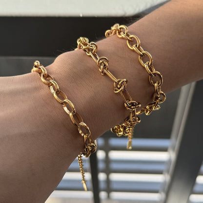 Little Bold Chain Bracelet
