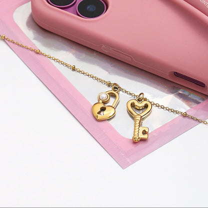 Jingqiao Minimalist Style 18K Gold Stainless Steel Acrylic Pearl Heart Lock Heart Key Pendant Beaded Chain Necklace