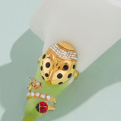 Jingqiao classic style white zircon ladybug ring, niche high-end look, titanium steel fade-proof cross-border e-commerce design women