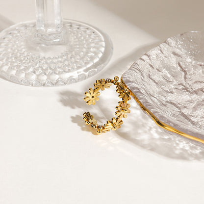 Jingqiao Design 18K Gold Stainless Steel Daisy Flower Ring, Trendy Versatile Fashion Accessories Versatile Wholesale