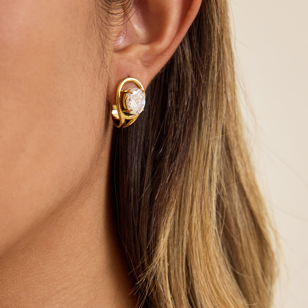 Quiet and classic style, stainless steel zircon C-ring earrings, light luxury, high-end autumn and winter earrings, design sense niche cross-border