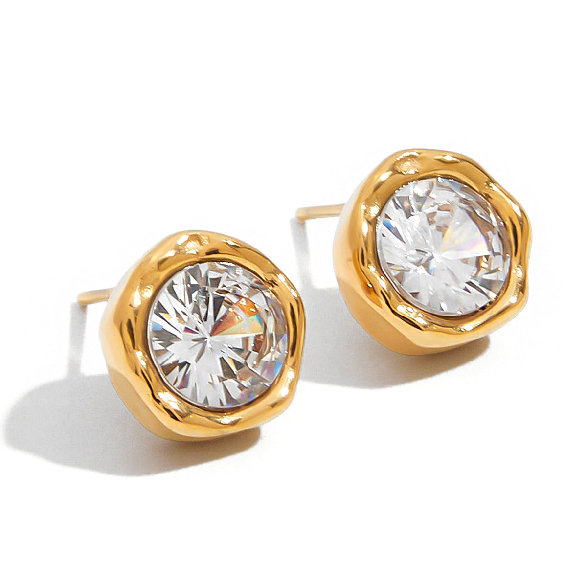 Quiet European and American stainless steel stud earrings, light luxury, high-end titanium steel earrings, cross-border explosive accessories, women's non-fading earrings