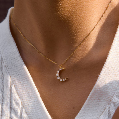 Jingqiao European and American white round zircon moon pendant, stainless steel necklace, cross-border minimalist fashion versatile accessory for women