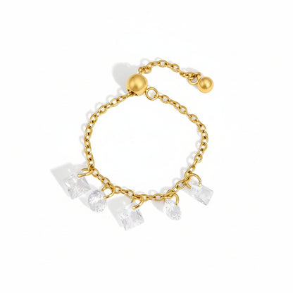 Lucia Ring