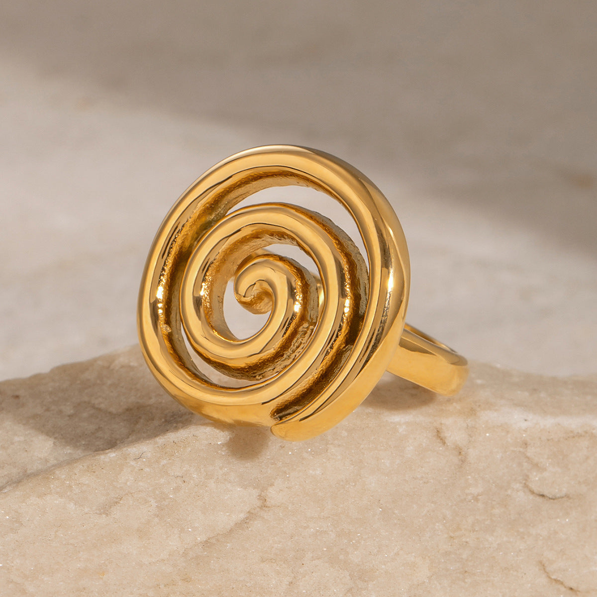 Quiet design, personality, light luxury, temperament does not fade, 18k gold stainless steel thread rotating ring jewelry wholesale