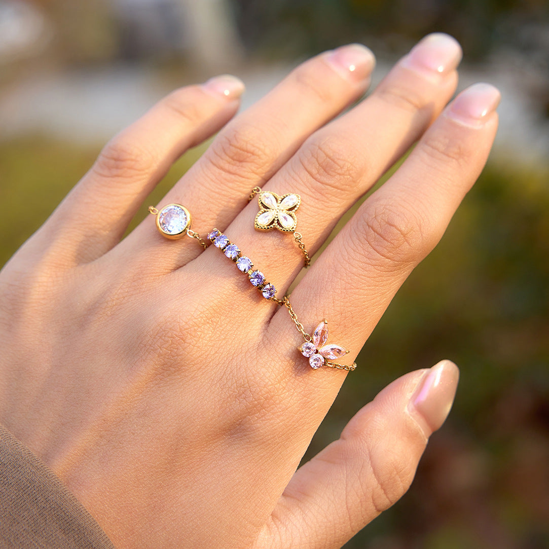 Evie Ring