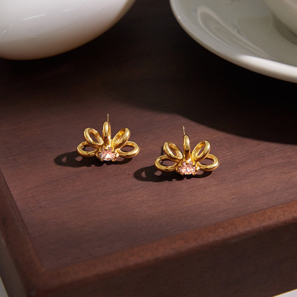 Jingqiao classic style 18K gold stainless steel zircon linear hollow-out earrings, light luxury high-end earrings, cross-border accessories