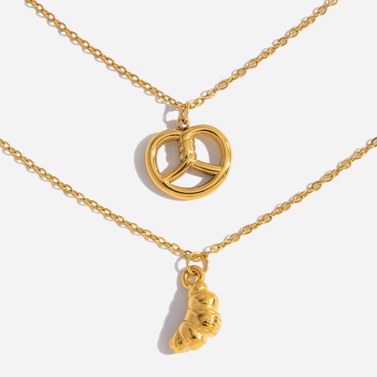 Jingqiao European and American titanium steel fading necklace for women, fun horn bag pendant necklace, light luxury niche design accessory for women