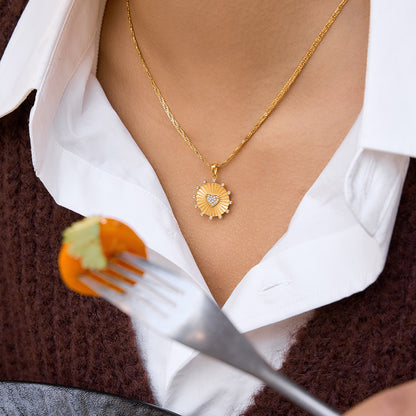 Whirl Necklace