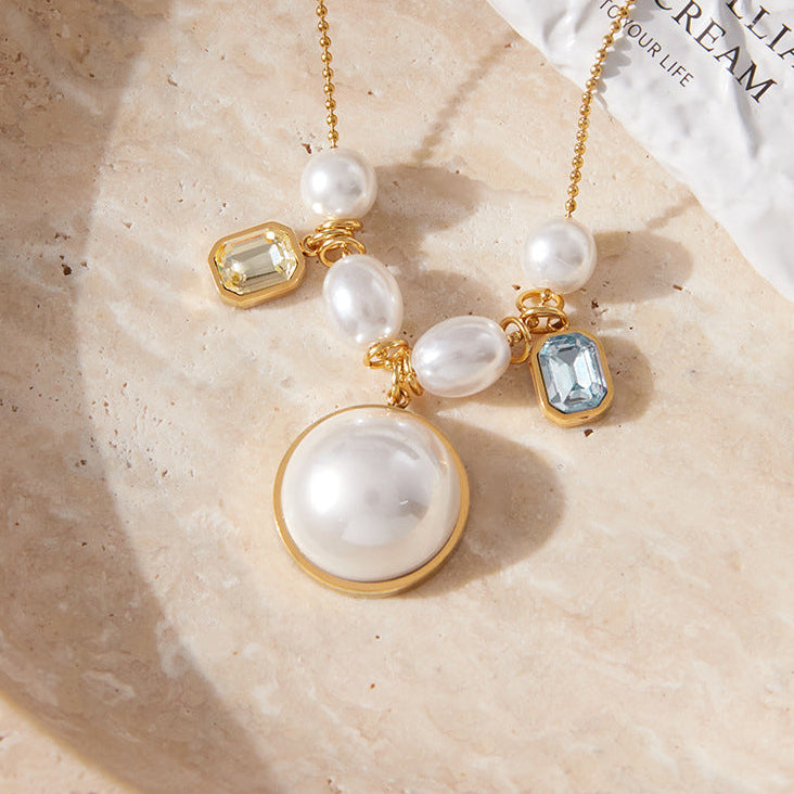 Lia Pearl Necklace