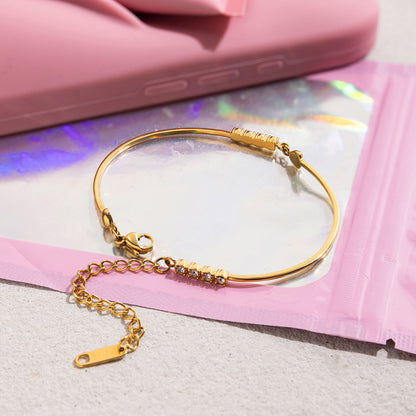 Classic style 18K gold stainless steel bracelet with white diamonds and glossy lines, stainless steel bracelet accessory