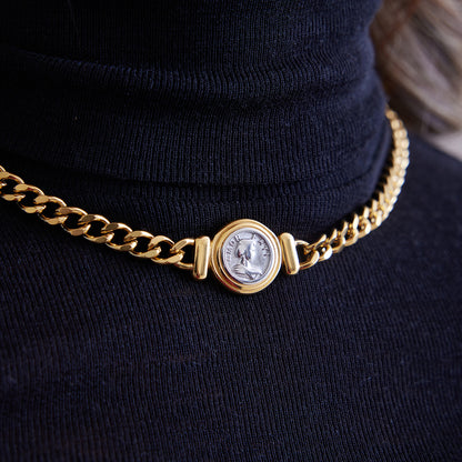Classic 18K gold stainless steel gold-silver color-block portrait coin engraving round pendant necklace with a quiet and charming design